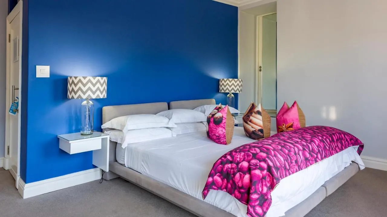 Chocolate Box Boutique Guesthouse Gordonʼs Bay