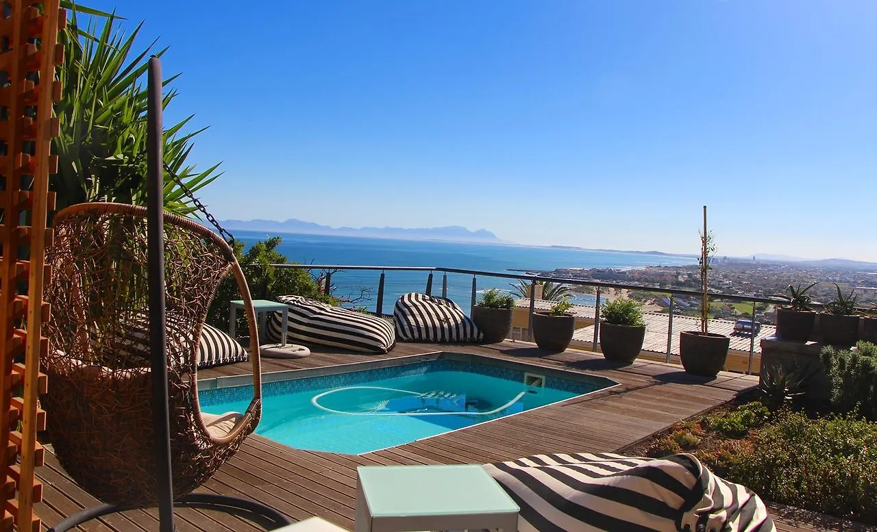 Chocolate Box Boutique Guesthouse Gordonʼs Bay Πανσιόν