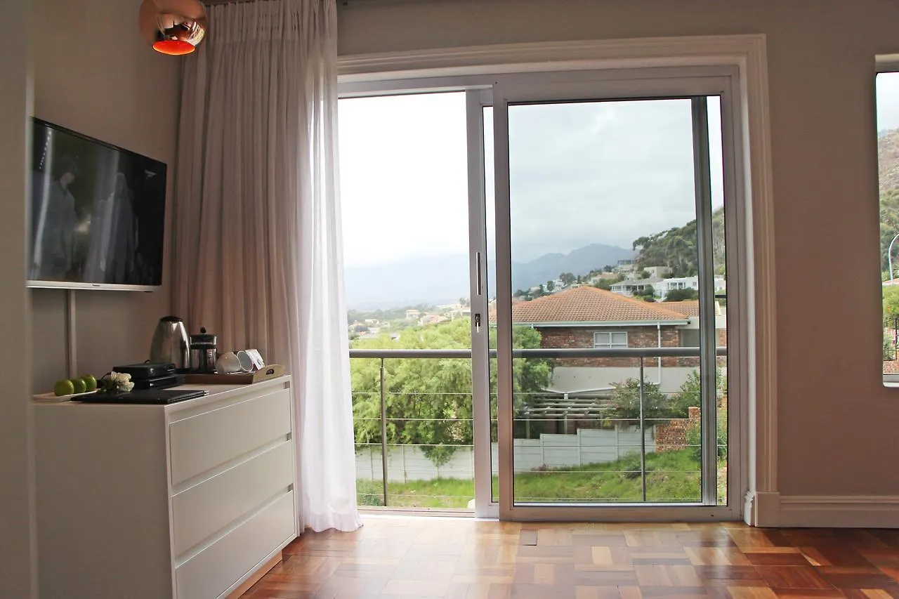 Chocolate Box Boutique Guesthouse Gordonʼs Bay